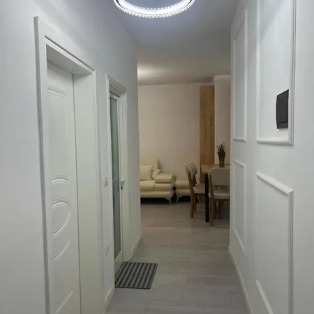 Lika Mali I Robit Appartement *